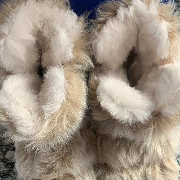 Stuart Weitzman Shearling - Picture 16 of 17